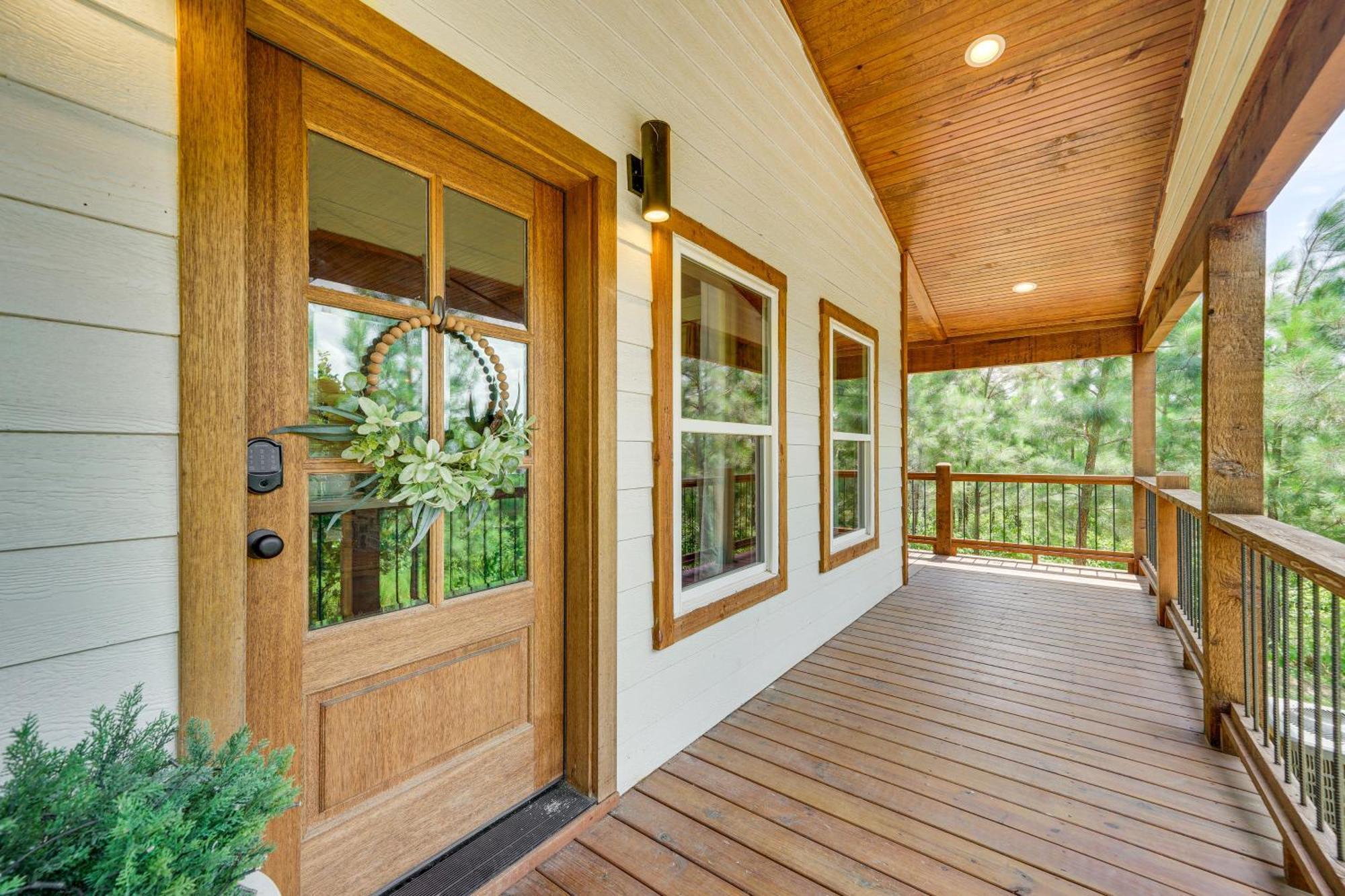 Tree-Lined Broken Bow Studio With Private Hot Tub! エクステリア 写真